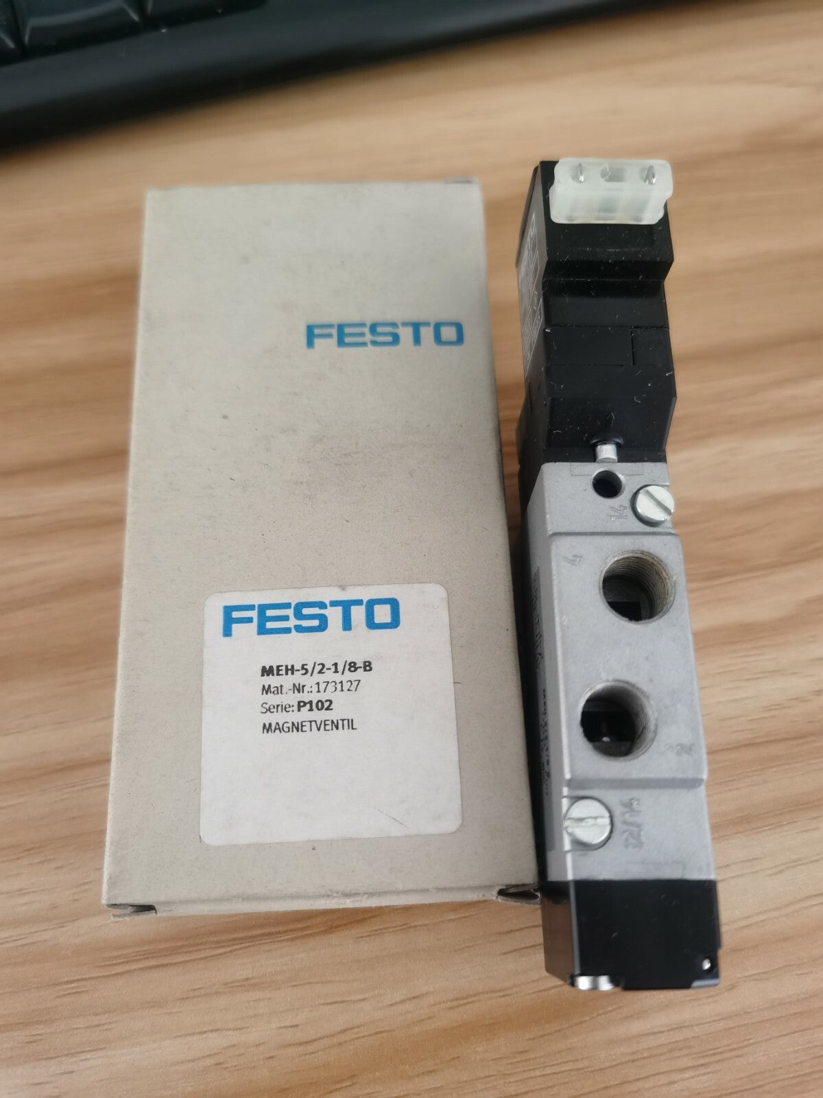 1PC  Festo MEH-5/2-1/8-B 173127 Solenoid Valve  *TT