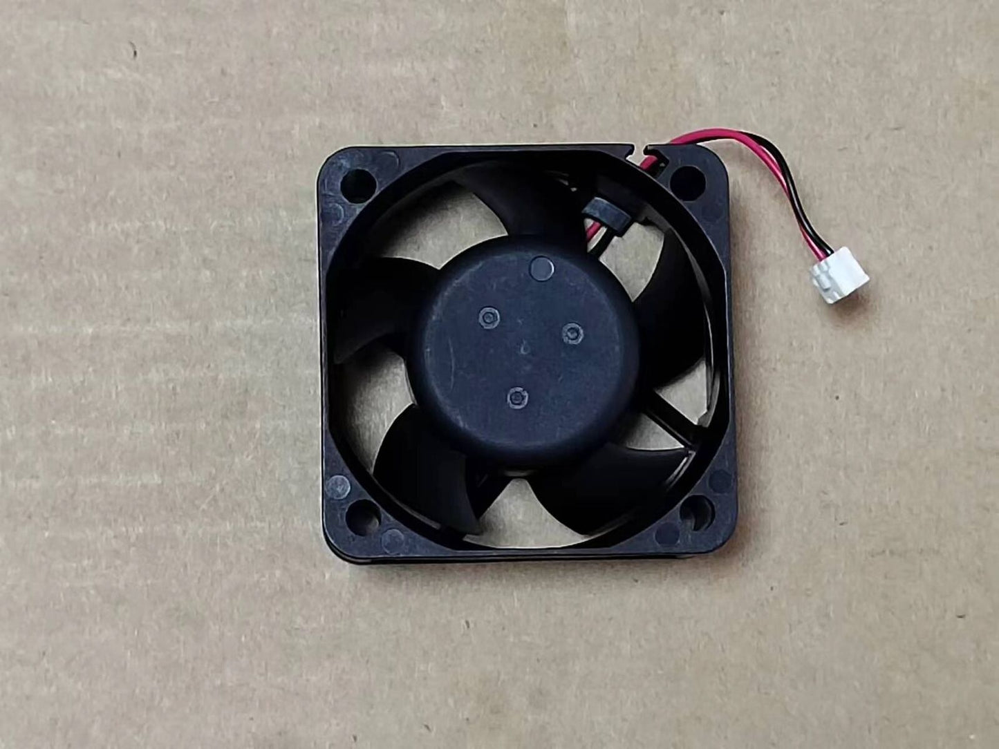 new Delta AUB0524VHD 5020 5CM DC 24V 0.15A the Server inverter PC Case Cooling fan