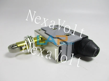 1PCS For HIGHLY Limit switch D5020 10A 125 / 250VAC