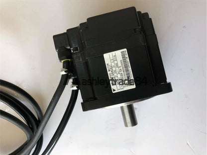 used 1PCS Yaskawa Servo Motor SGMPS-04ACA21