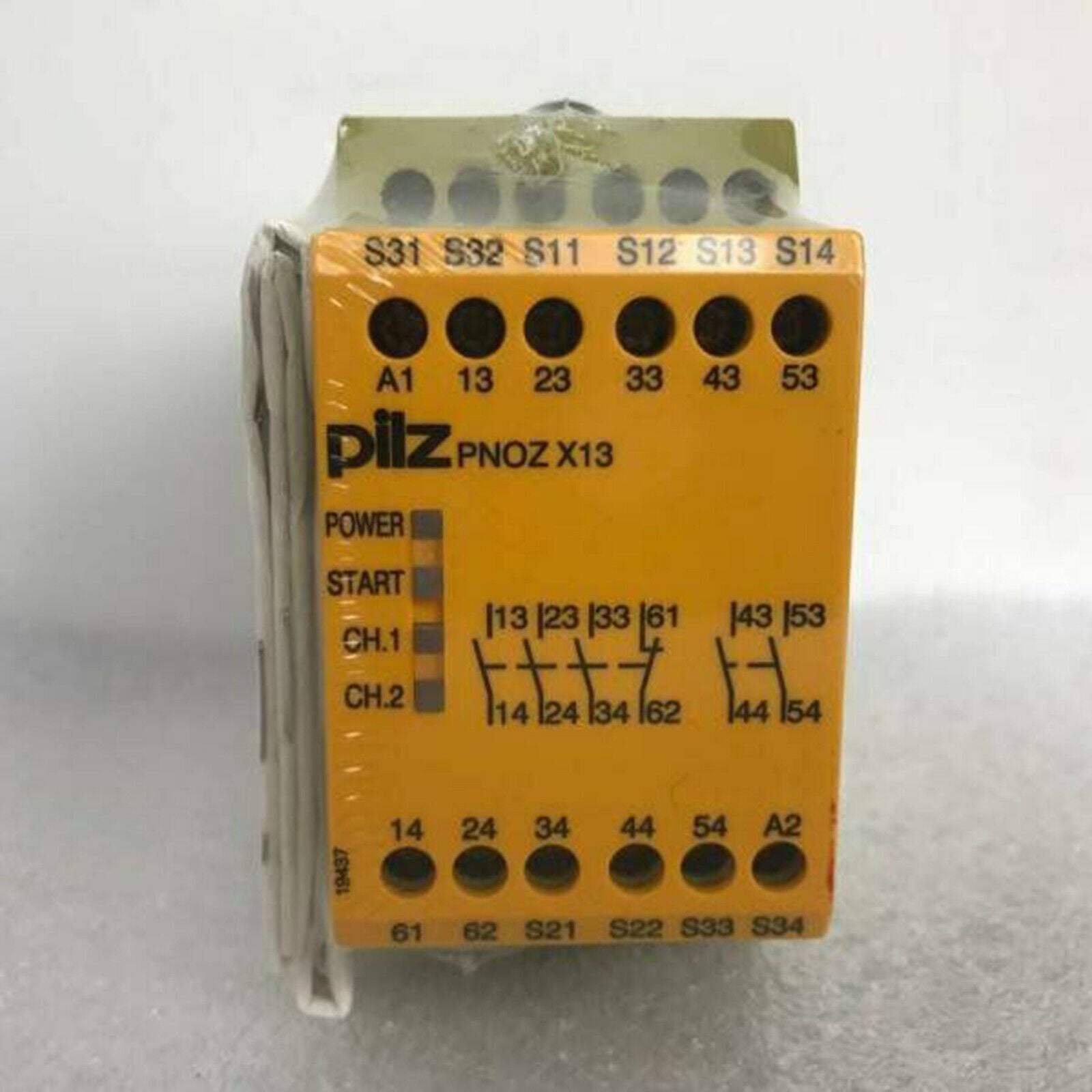 new PILZ PNOZ X13 24VDC 774549