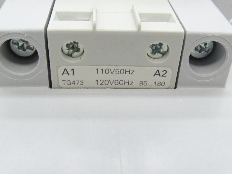 Allen Bradley 100-D110D11 Contactor Switch - ALLEN BRADLEY