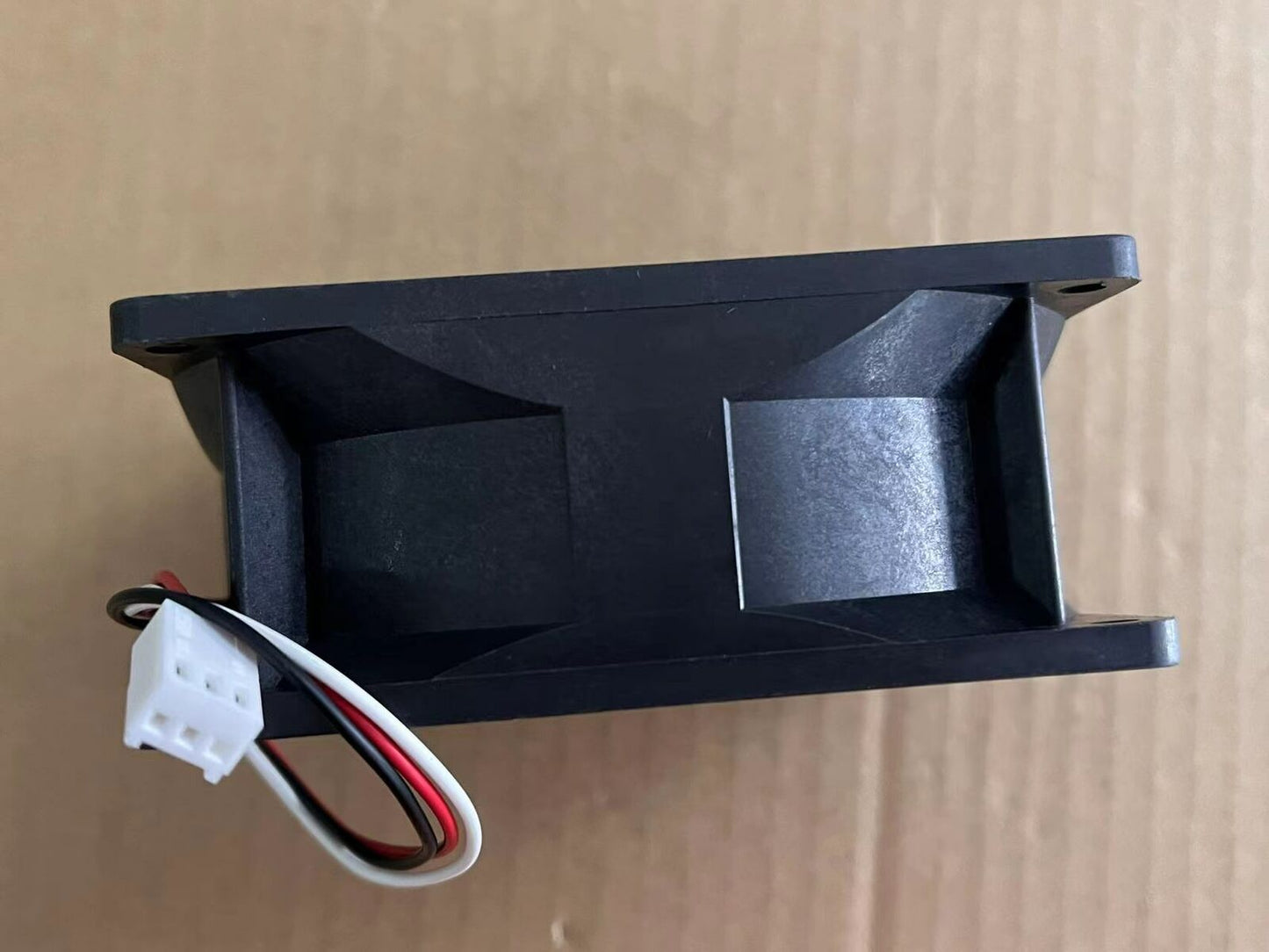 new 1pc NMB 09238RA-12L-FL 12V 1.06A 9038 large air volume 3-wire cooling fan