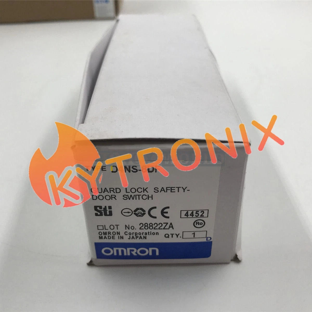 1PCS OMRON D4NS-8DF