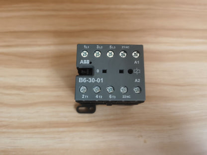 new 1PC ABB B6-30-01 220V Contactor - ABB