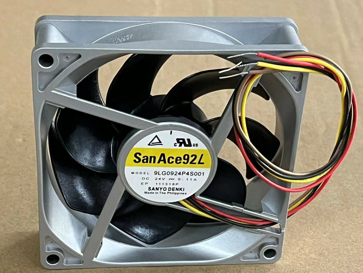 new Sanyo 9LG0924P4S001 92x92x25mm 24VDC inverter cooling fan