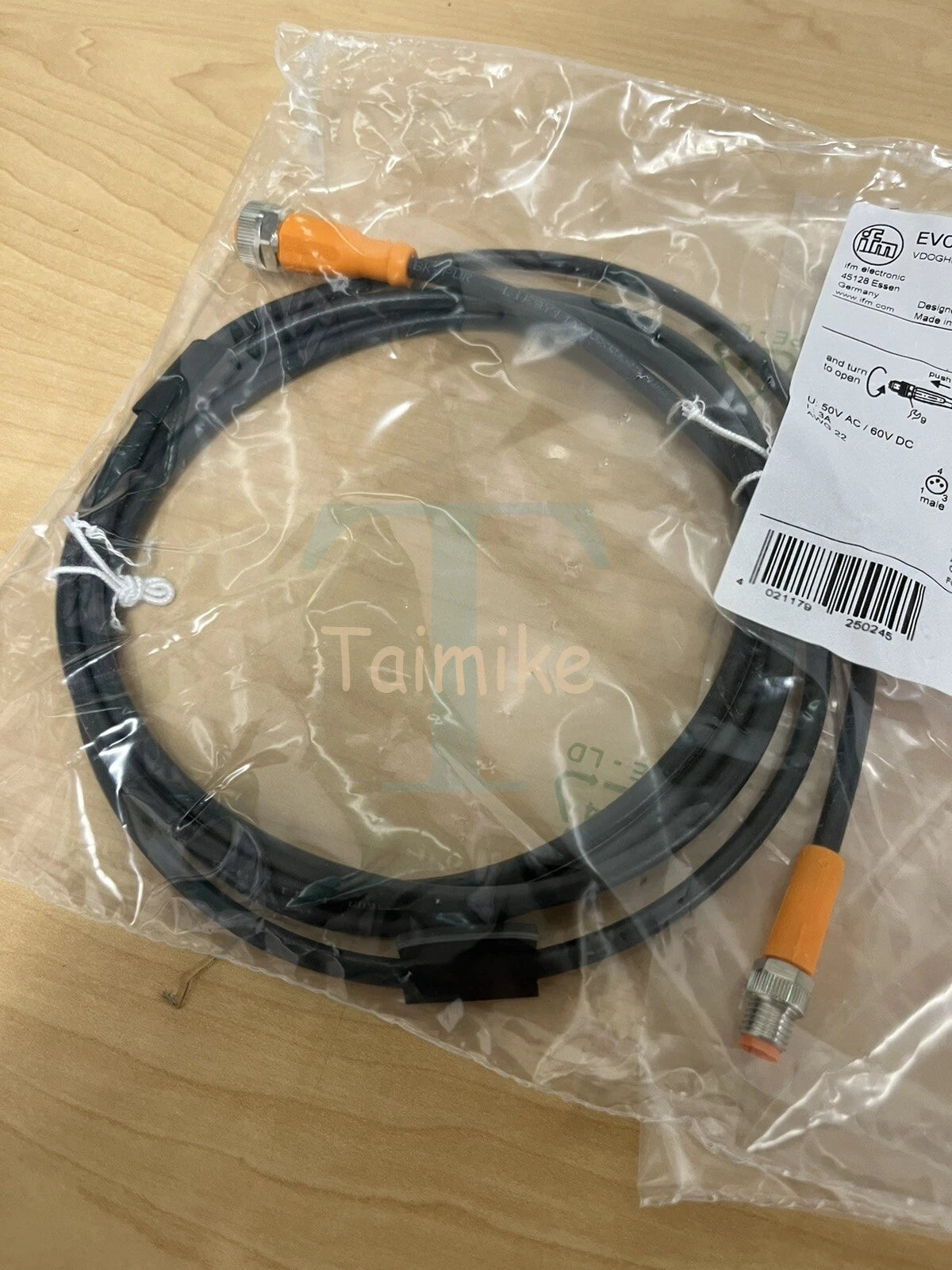 ! IFM EFECTOR EVC258 Sensor Connection 2m Cable - M12/M8 - Factory Sealed!