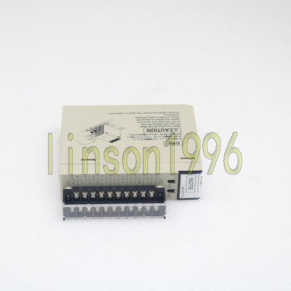 OMRON CS1W-AD081-V1 PLC Analog Output Module - OMRON
