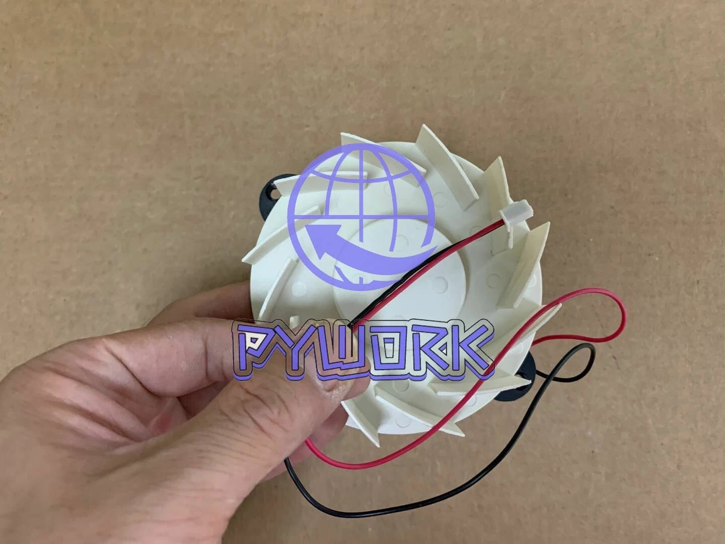 Applicable Yuelun cooling fan 9225 M-3051B 12VDC 0.45A 2P circular DC fan ~