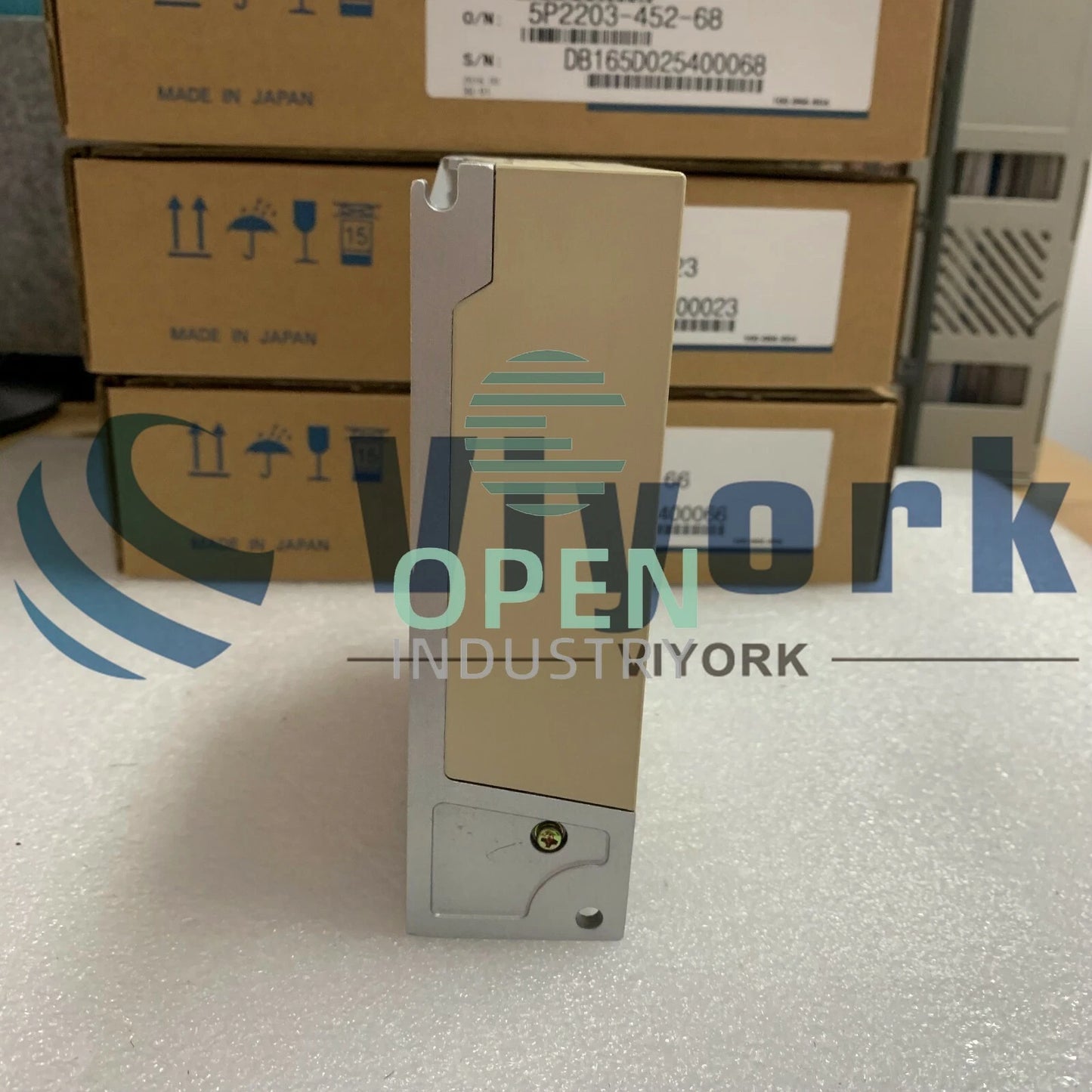 1PCS Yaskawa SGDS-A3B12A 1AMP 3PHASE 115VAC 30W