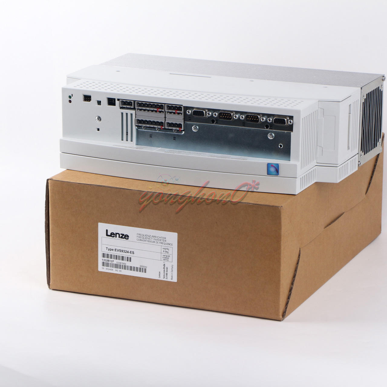 new 1PC  Lenze Inverter EVS9324-ES EVS9324ES