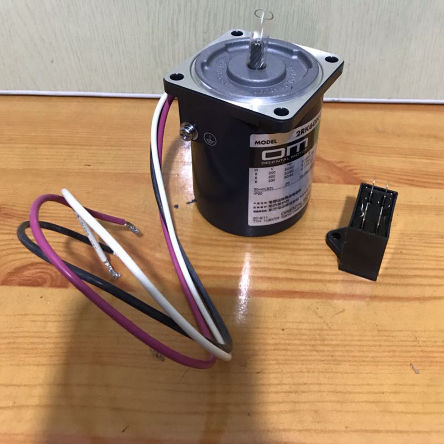 new 1PCS For Orientalmotor motor 2RK6GN-CW2L 2RK6GN-CW2L FAST SHIP#XR