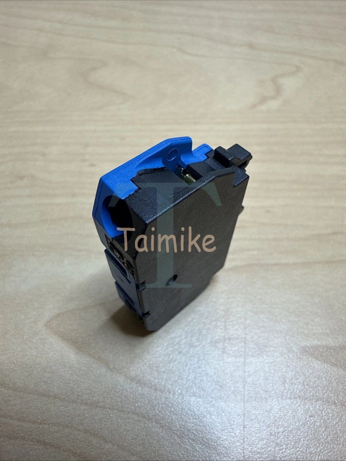 ! IDEC YW-E10R Switch Contact Block YWE10R