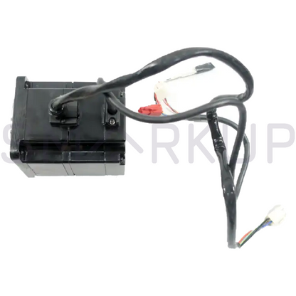 new  In Box YASKAWA SGMPH-02A1A-YR32 Servo Motor