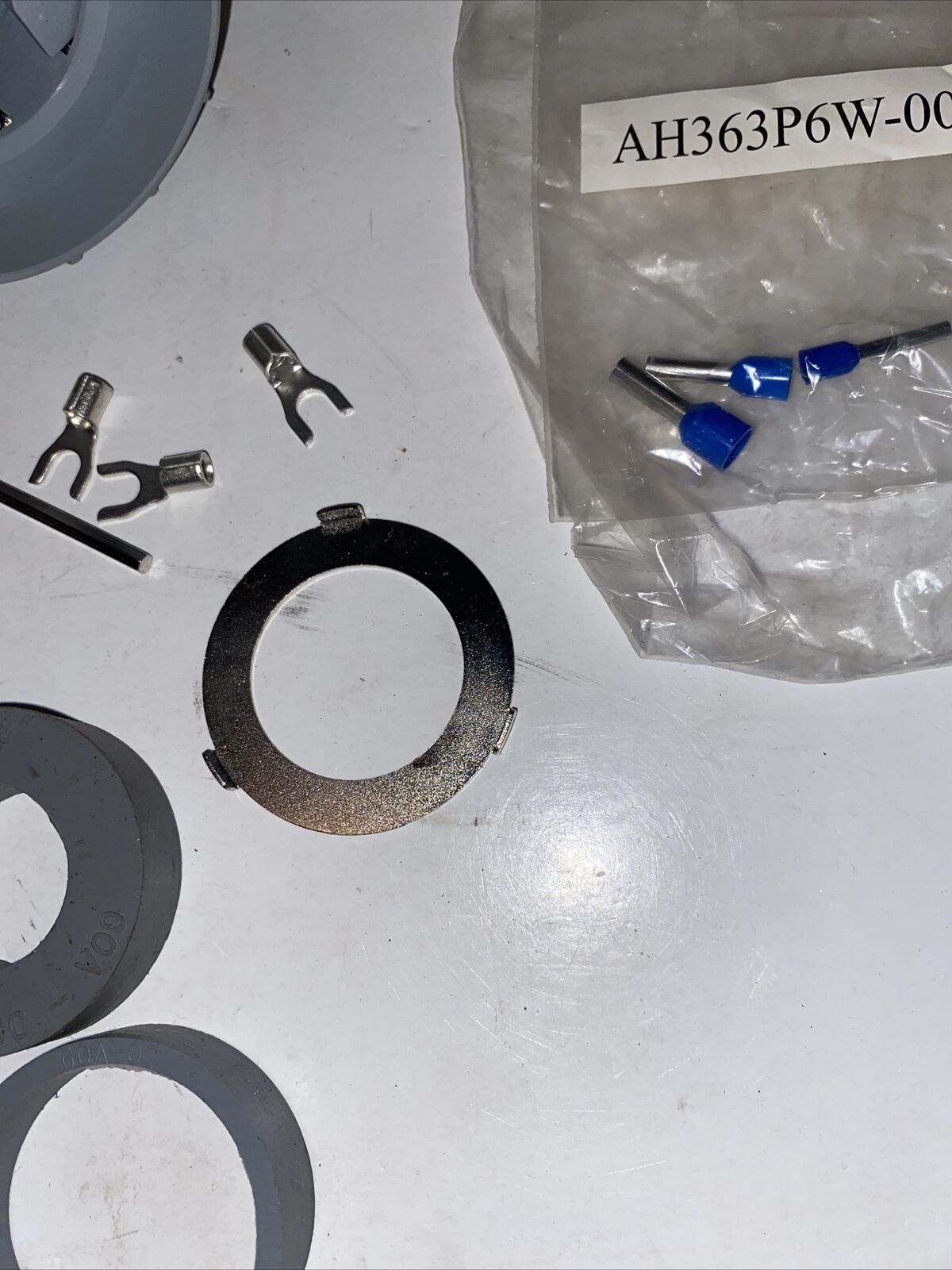 Eaton AH460C7W Pin & Sleeve Watertight Connector 60A 480V 3P4W 15HP IEC 309 - EATON