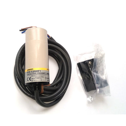 OMRON E2K-C25MF1 Photoelectric Switch New in Box - OMRON