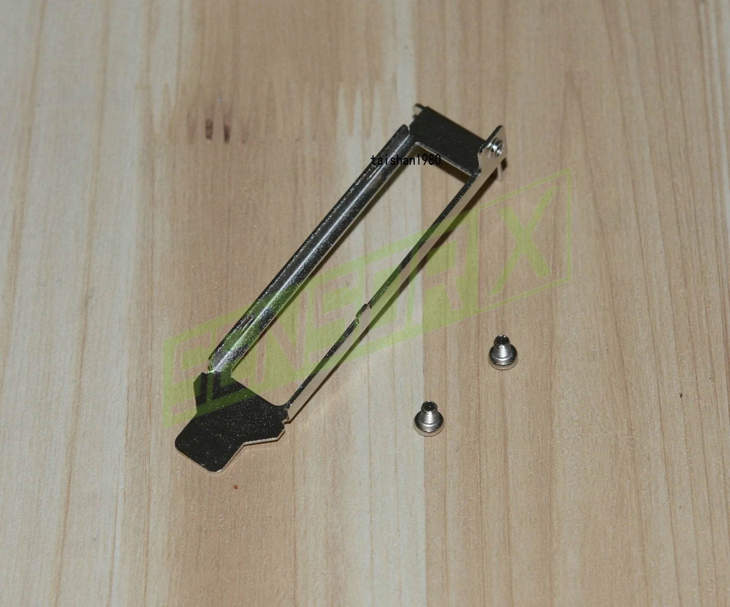 Lot of 100 Low-Profile Bracket for E1G44ET, E1G44ET2, I340-T4, I350-T4 Quad~