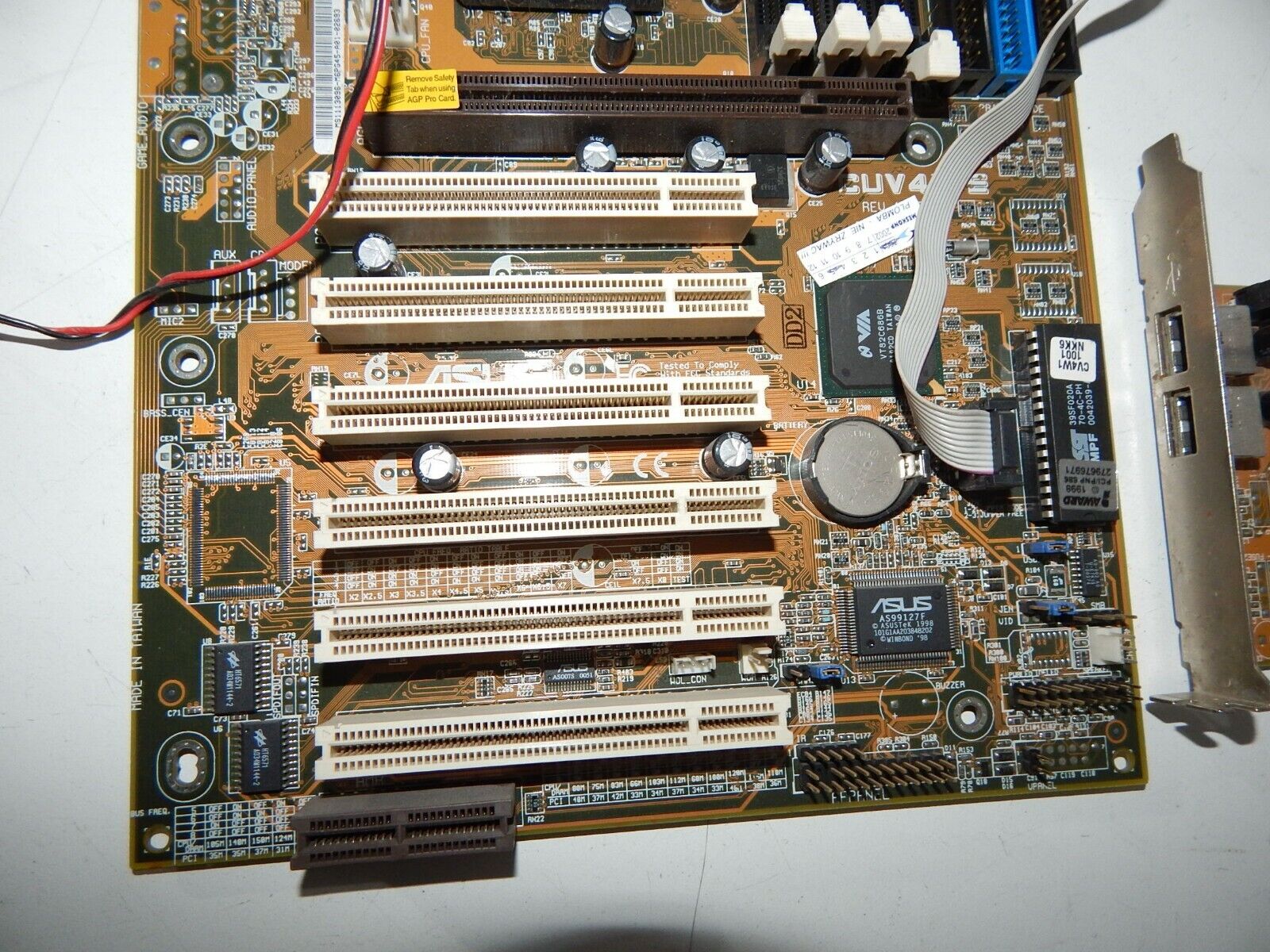 used Motherboard ASUS CUV4X-E PGA 370 CPU Celeron 700/128/66/1.7V SL4P8 - Vintage - ASUS