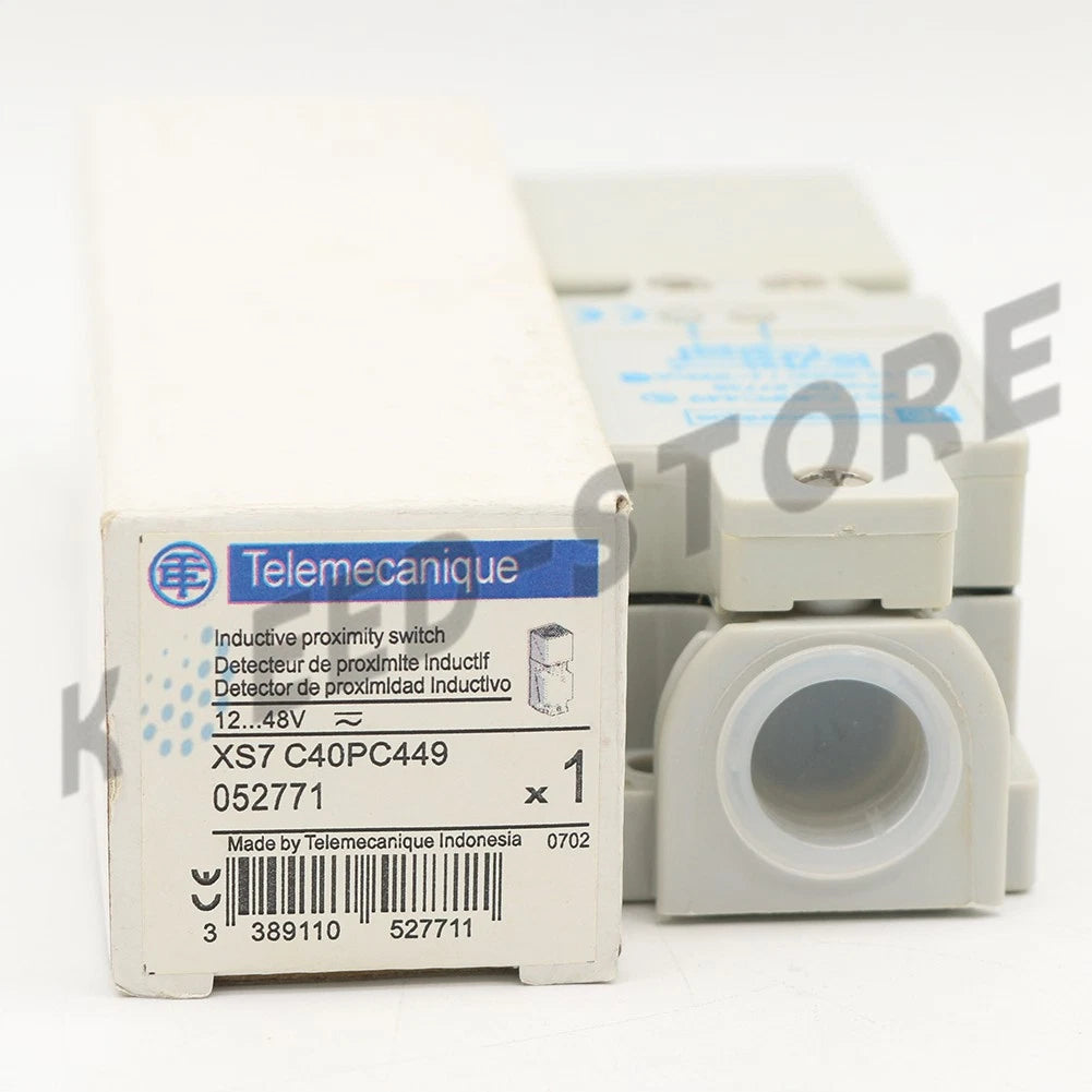 1PCS Telemecanique XS7-C40PC449 XS7C40PC449 Proximity switch