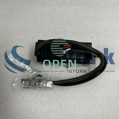 1PCS Mitsubishi HC-MFS13-UE AC SERVO MOTOR AC 100W 3PH 105V 0.9A