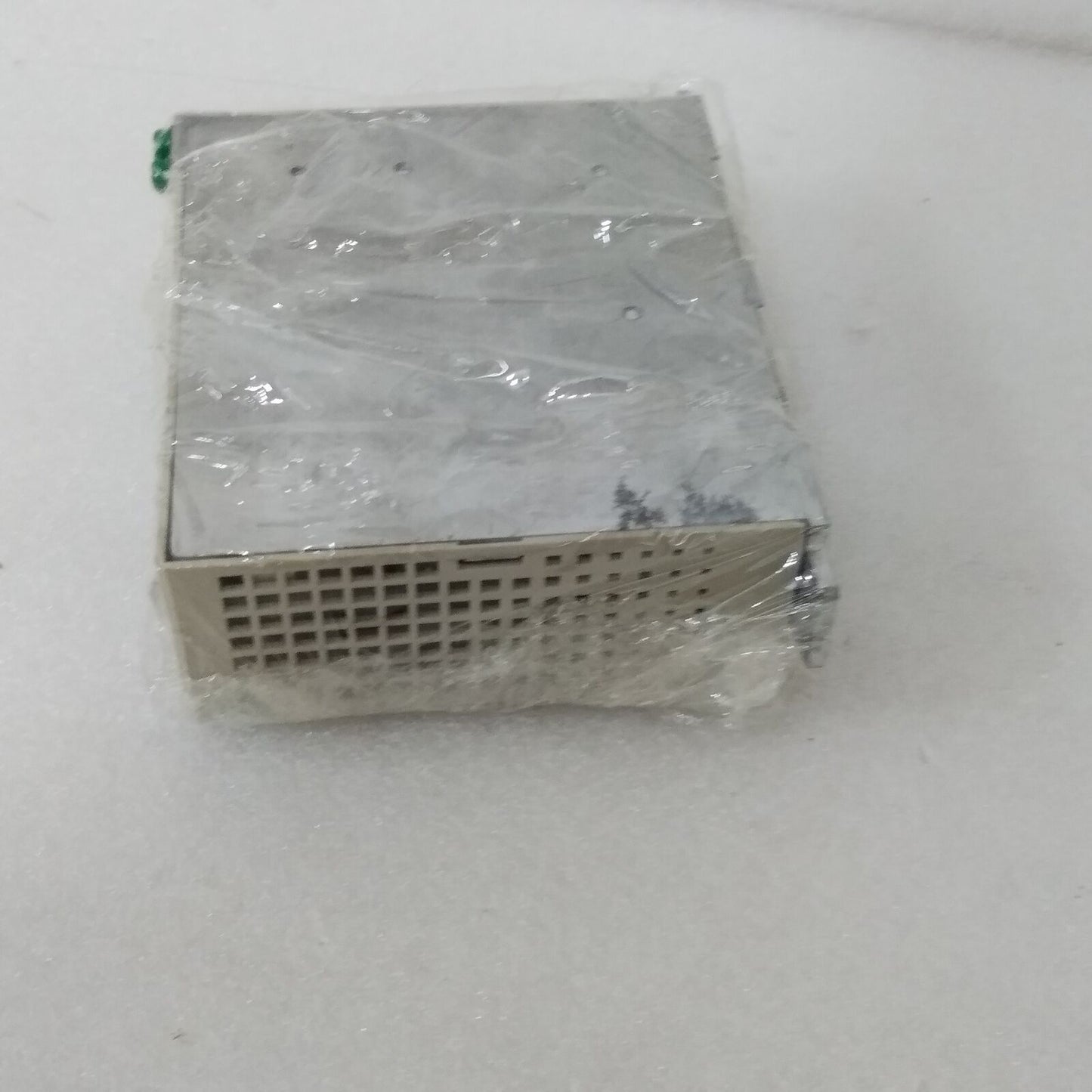 Used OMRON SERVO DRIVE R7D-BP02HH-Z Refurbished - OMRON