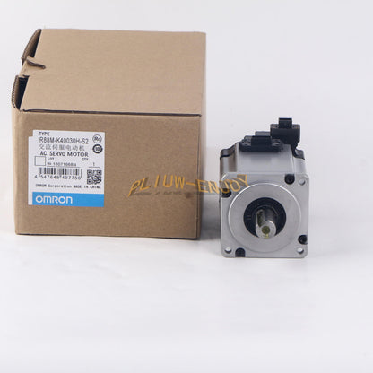 New Omron Servo Motor R88M-K40030H-S2 - ONE