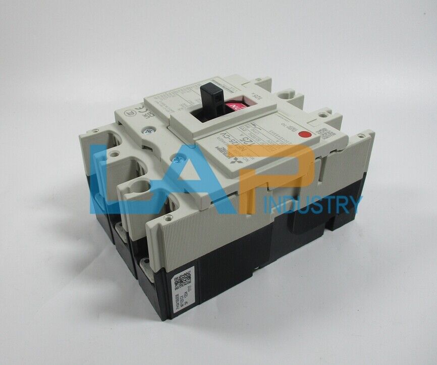 new 1PCS  For Circuit Breaker NF125-CV 3P 125A