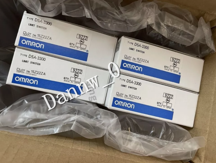 Omron D5A-3300 Limit Switch, High-Precision Industrial Limit Switch - OMRON