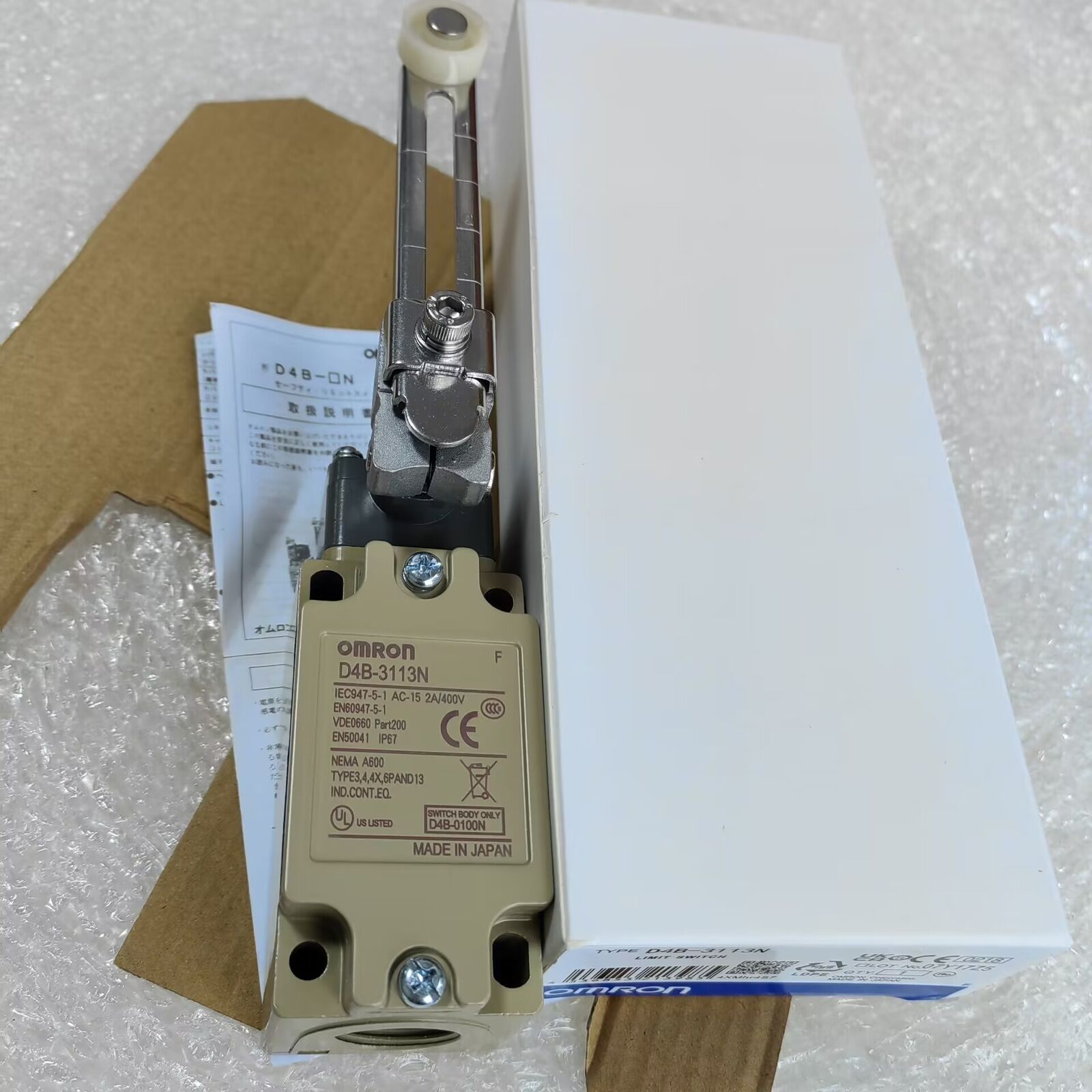 new 1pcs  For Omron D4B-3113N Limit Switch