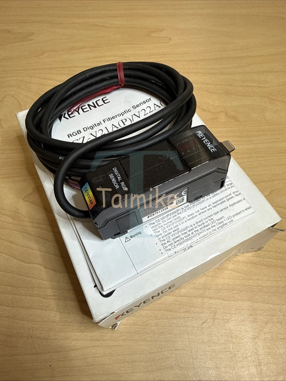 ! Keyence CZ-V21AP 4 Channel Switch Sensor Amplifier
