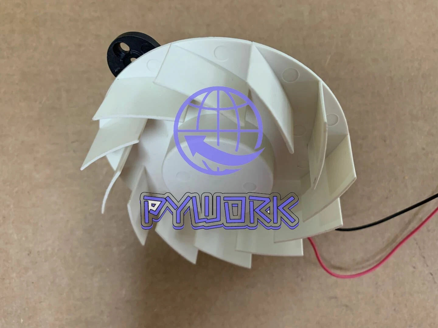 Applicable Yuelun cooling fan 9225 M-3051B 12VDC 0.45A 2P circular DC fan ~