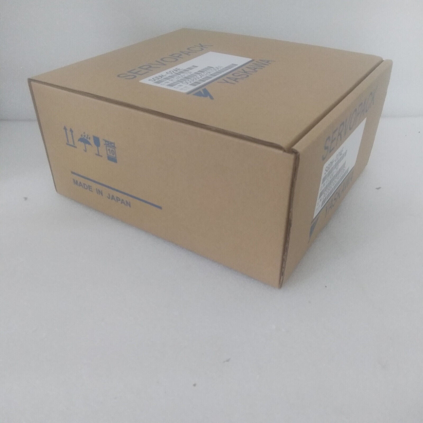 24-Hour Reliability YASKAWA SERVO Drive SGDH-02AE for Professional Applications - YASKAWA