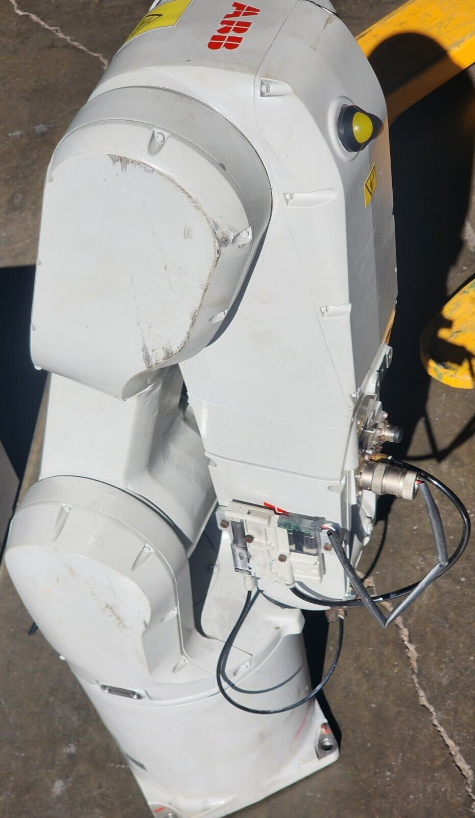 used ABB IRB 1200-5/0.9 Robot W/IRC5 Compact Controller (2018 Model Year)