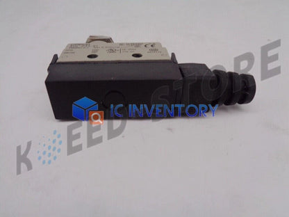 1PCS Omron Limit Switch SHL-D55-01