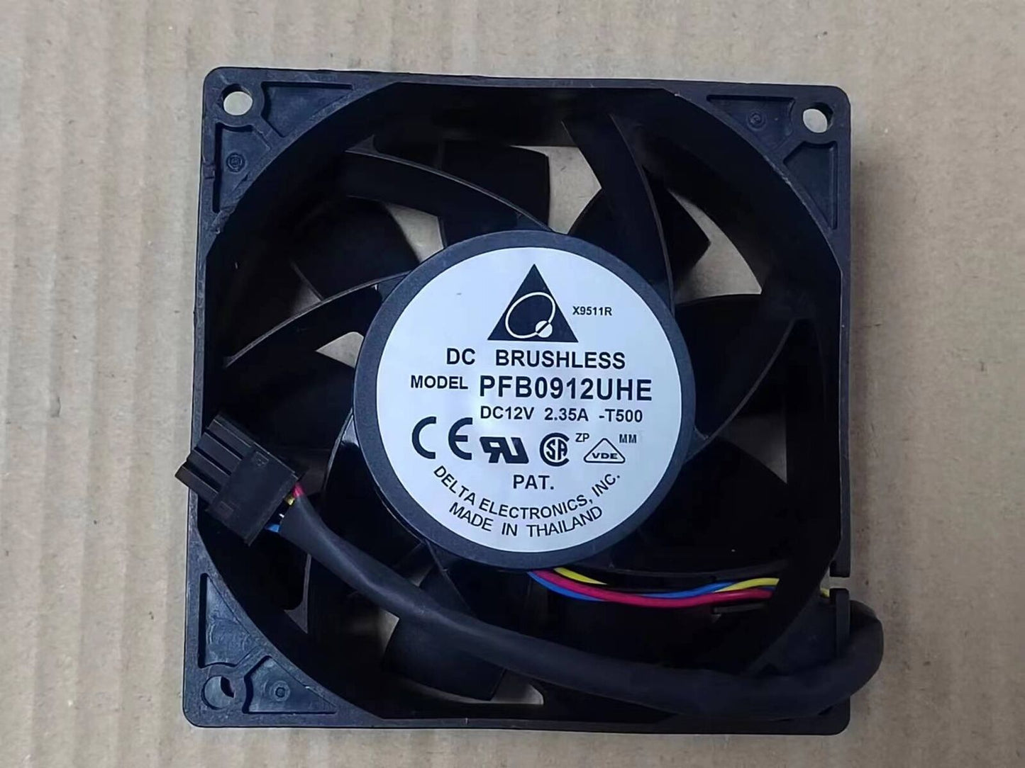 new for Delta 92mm Ultra High Airflow Fan 154 CFM 4 Pin PFB0912UHE