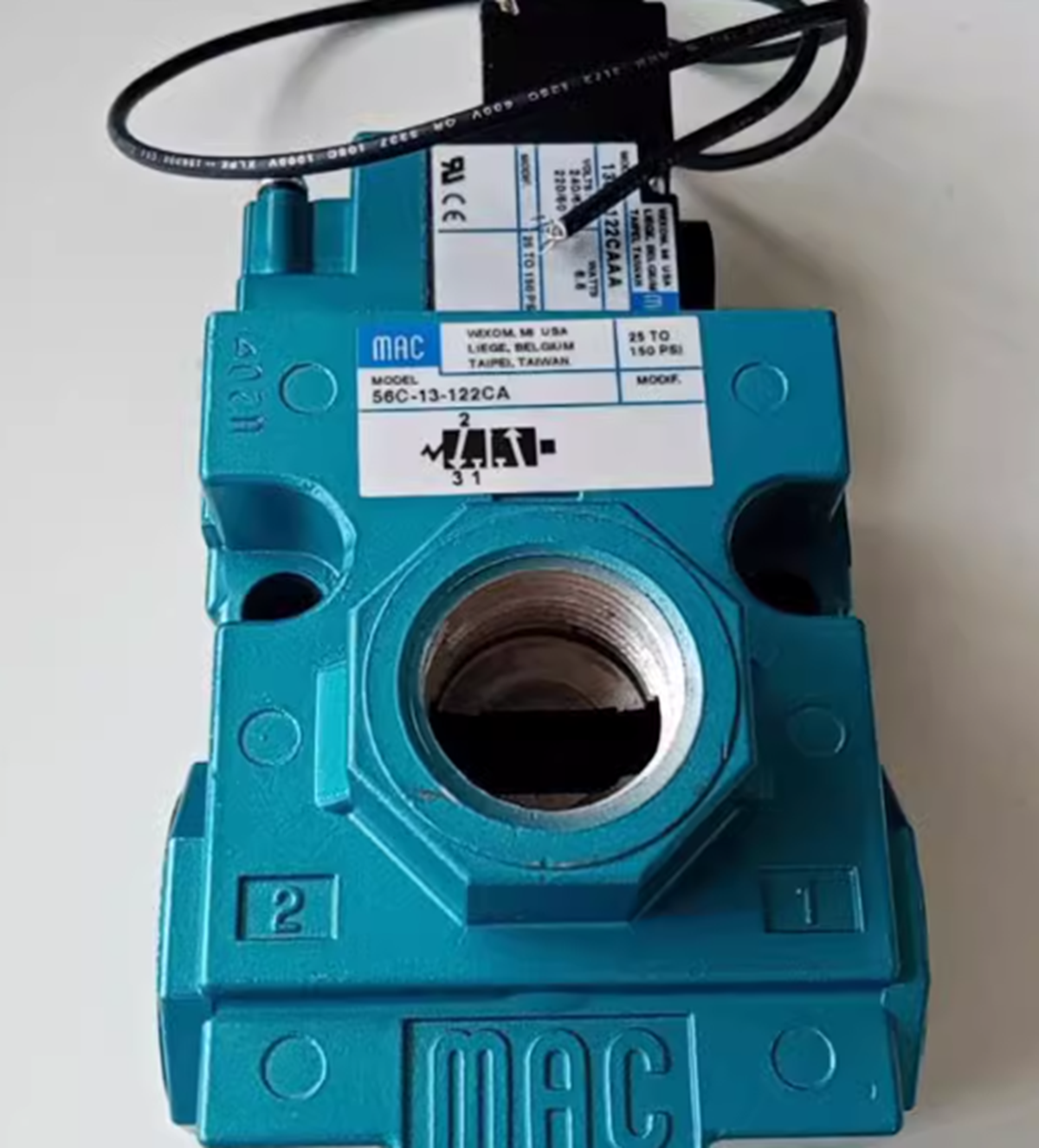 new  MAC 56C-13-122CA solenoid valve MAC