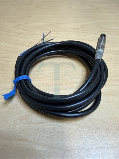 ! Omron E2E-X2MC18 Proximity Sensor