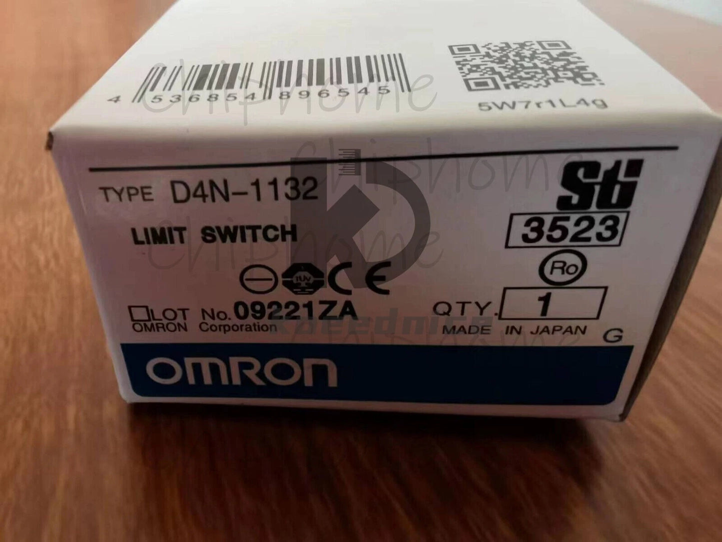1PCS Omron D4N-1132 Limit Switch D4N1132