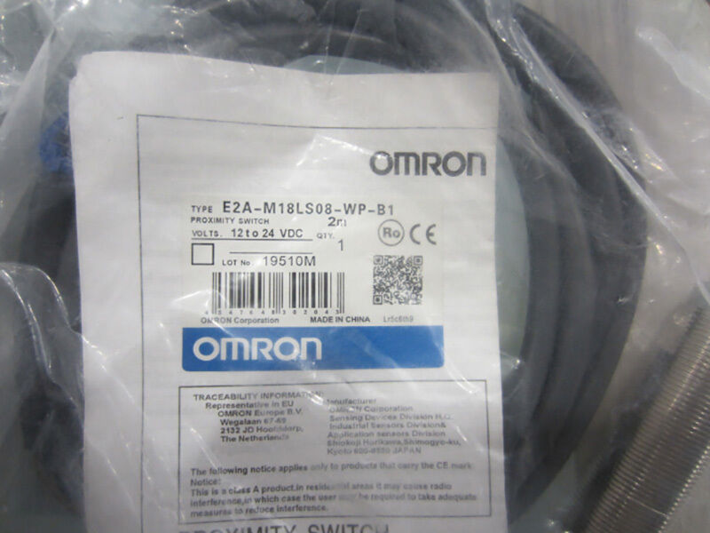 new 1PCS  For Omron Sensor E2A-M18LS08-WP-B1