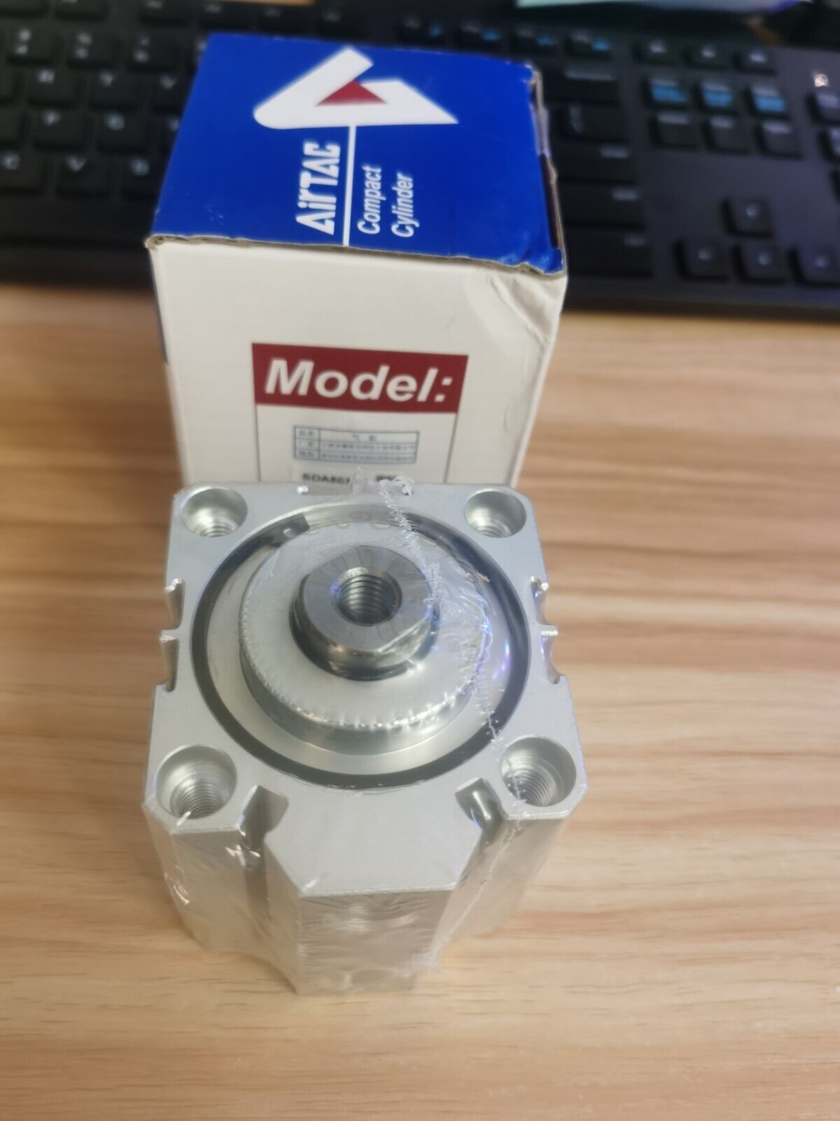 new 1PC AirTAC SDA50X30 Cylinder Ship - VIKTOR