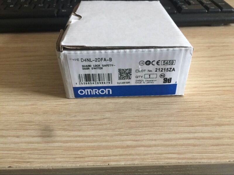 1PCS Omron D4NL-2DFA-B D4NL2DFAB Safety Door Switch In Box