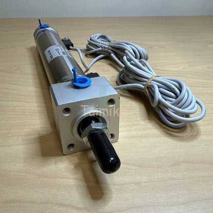 ! SMC CDM2RB32-150Z-H7BWL Round Body Pneumatic Cylinder w/ D-H7BW Sensors