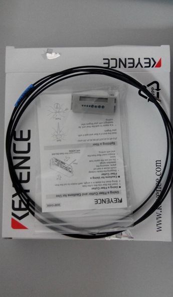 new Fst 1PC KEYENCE FU-4F FU 4F Fiber Optic Sensor - KEYENCE