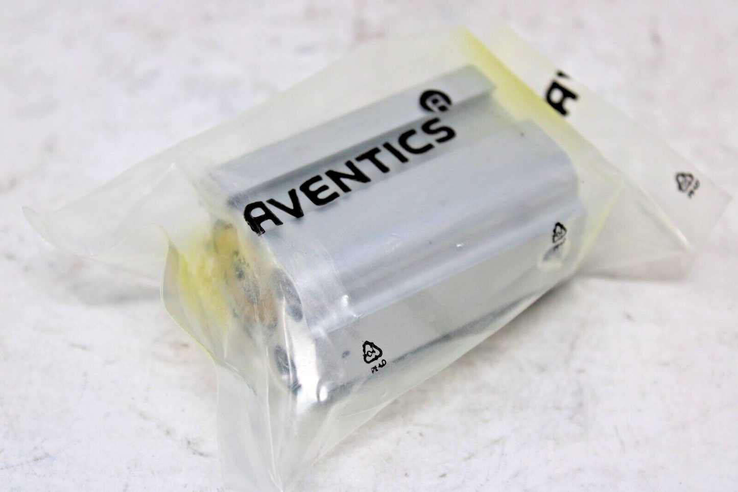 new Bosch Rexroth R412014925 Cylinder - BOSCH REXROTH