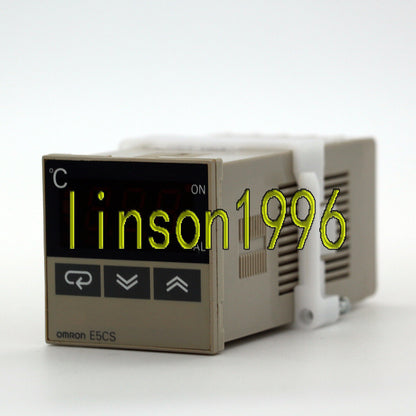 OMRON E5CS-R1KJX-F Temperature Controller - OMRON