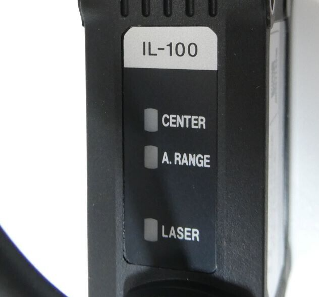 New NIB Keyence Laser Sensor IL-100 in Box - KEYENCE