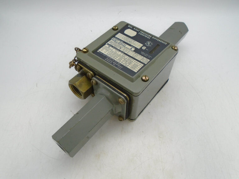 Allen Bradley 836T-D453J Series A Switch – High-Quality Switchboard for Home Use - ALLEN BRADLEY