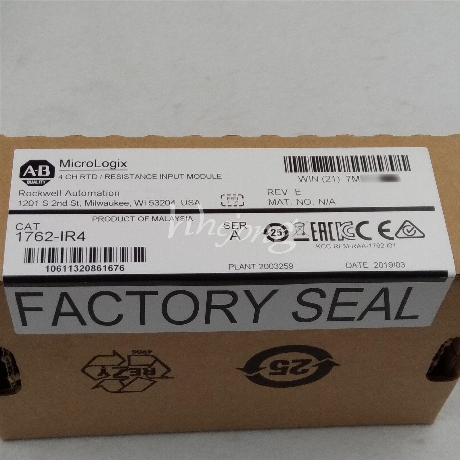 new 1PCS  Allen-Bradley 1762-IR4 SER A INPUT Module Allen-Bradley