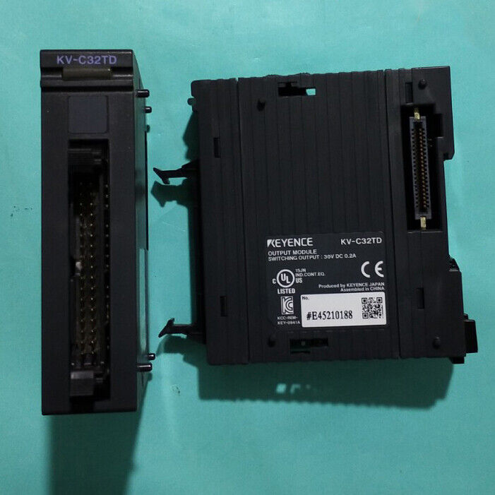 KEYENCE KV-C32TD programmable controller module - KEYENCE