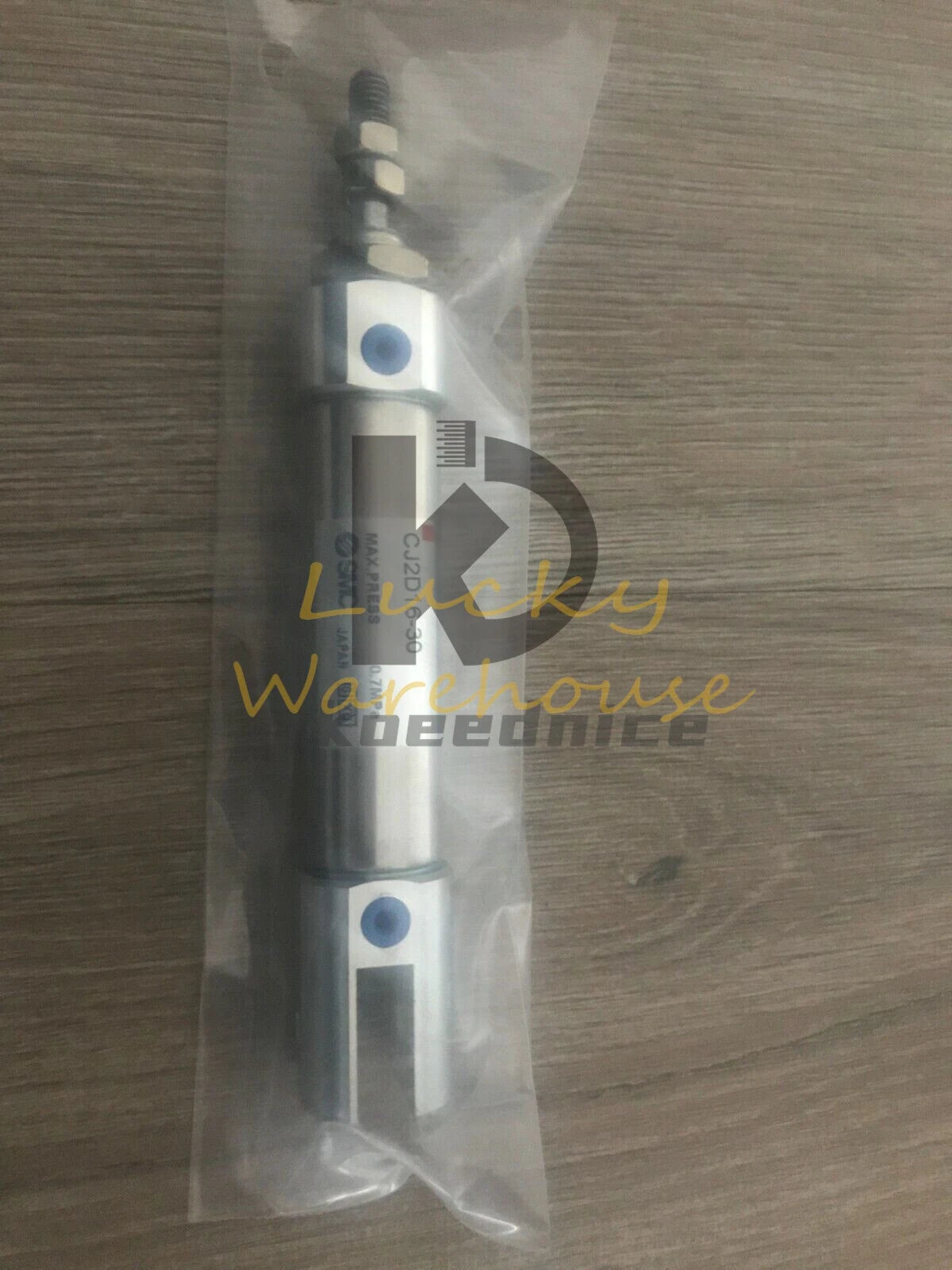 1PCS SMC CJ2D16-30 Cylinder